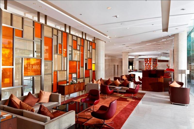 Courtyard By Marriott Kochi Airport Hotel Nedumbassery Exterior foto Lobby