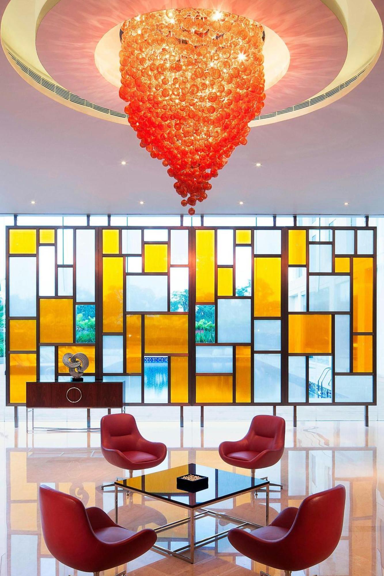 Courtyard By Marriott Kochi Airport Hotel Nedumbassery Exterior foto A room divider